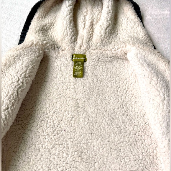 🏴󠁧󠁢󠁳󠁣󠁴󠁿🐑 Pandemonium Brand purchased in Scotland - Warm jacket size 2T - Picture 2 of 4